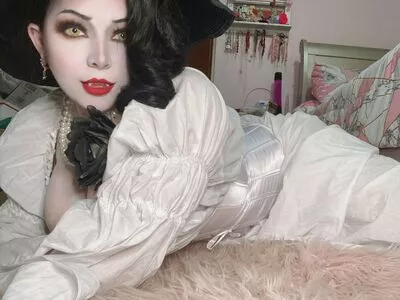 natylikespizza nude photo #0134