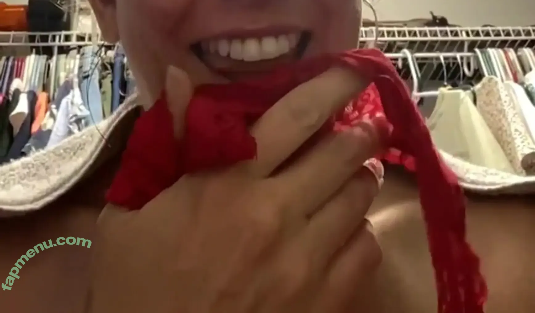 Naughty Kitty nude photo #0010 (anonymouskitty_69_vip / naughtythekitty)