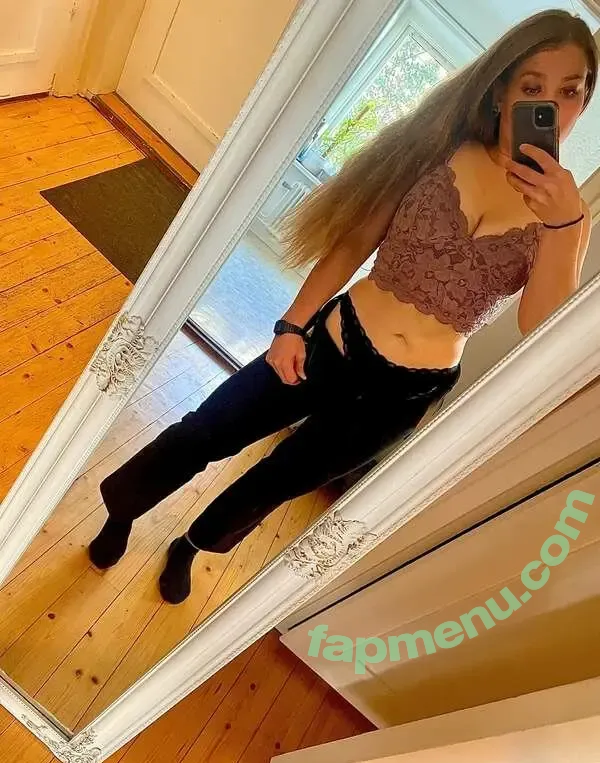 naughty_nea nude photo #0057 (naughtyneenaxx)