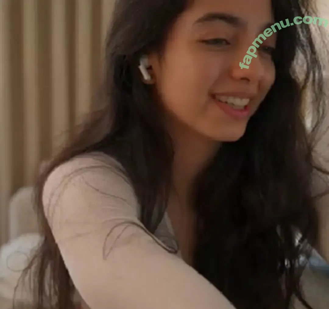 Naughty Samm nude photo #0063 (nsamx / the_samlife)