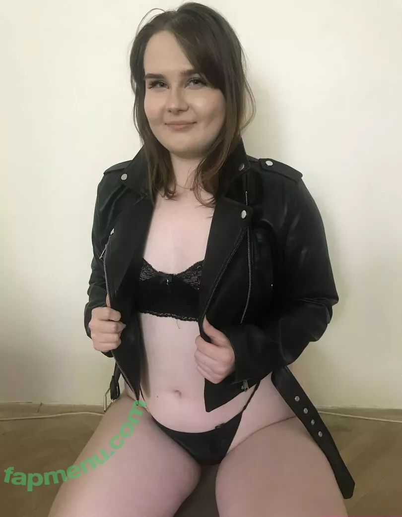 Naughtychubbynixiesin nude photo #0091 (Naughtychubbynixiesin)