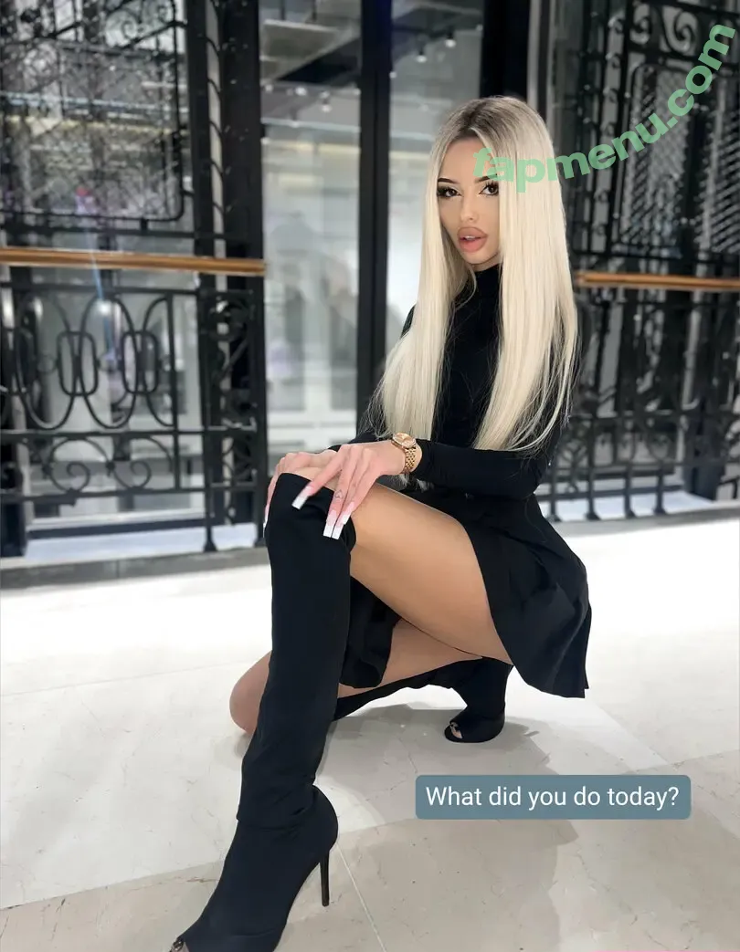 naughtydoll11 nude photo #0018 (queen_naughty_doll)