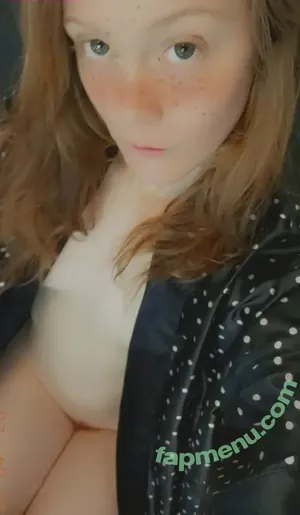 Naughtyfox89 / Sexylewdfox89 / Sexyredfox89 / yourfay89 nude photo #0092