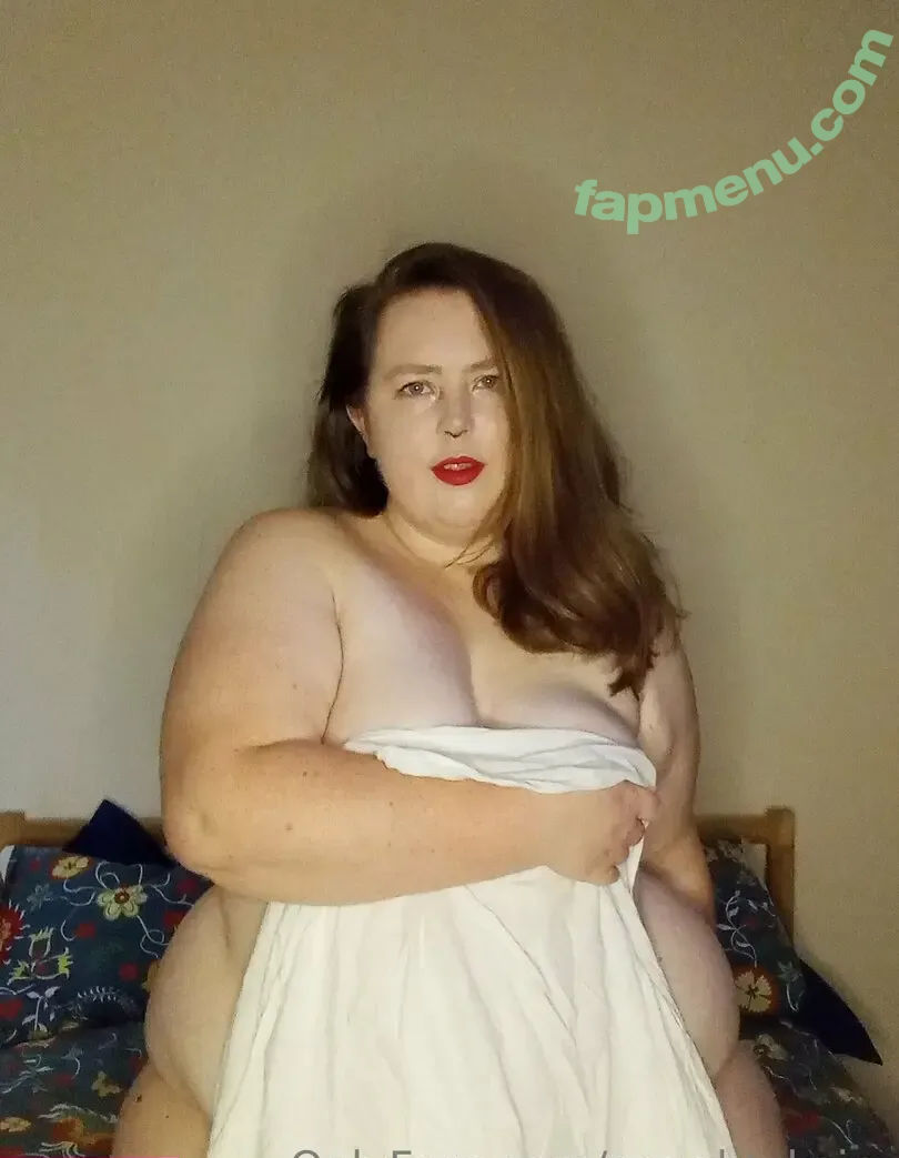 naughtykeira nude photo #0001 (naughty_keira2)