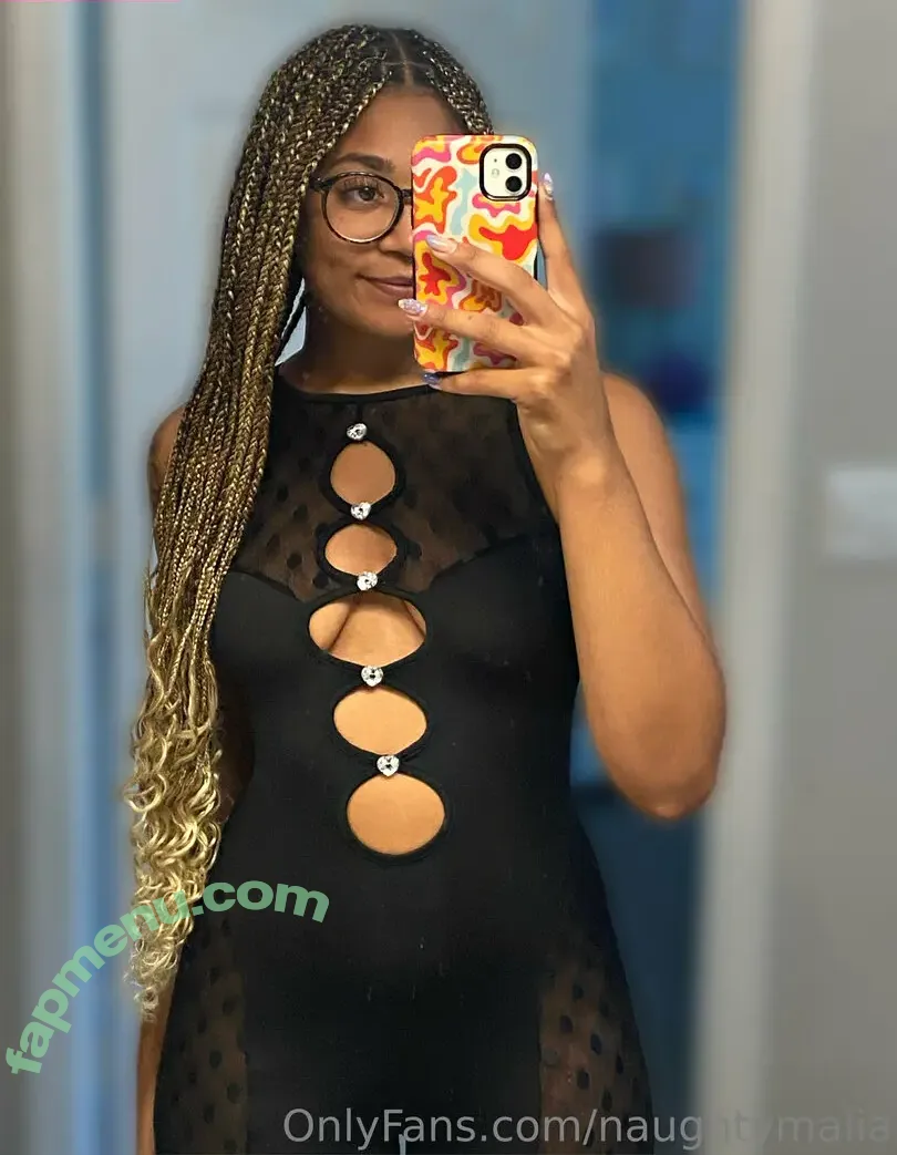naughtymalia nude photo #0005 (naugthymila3)