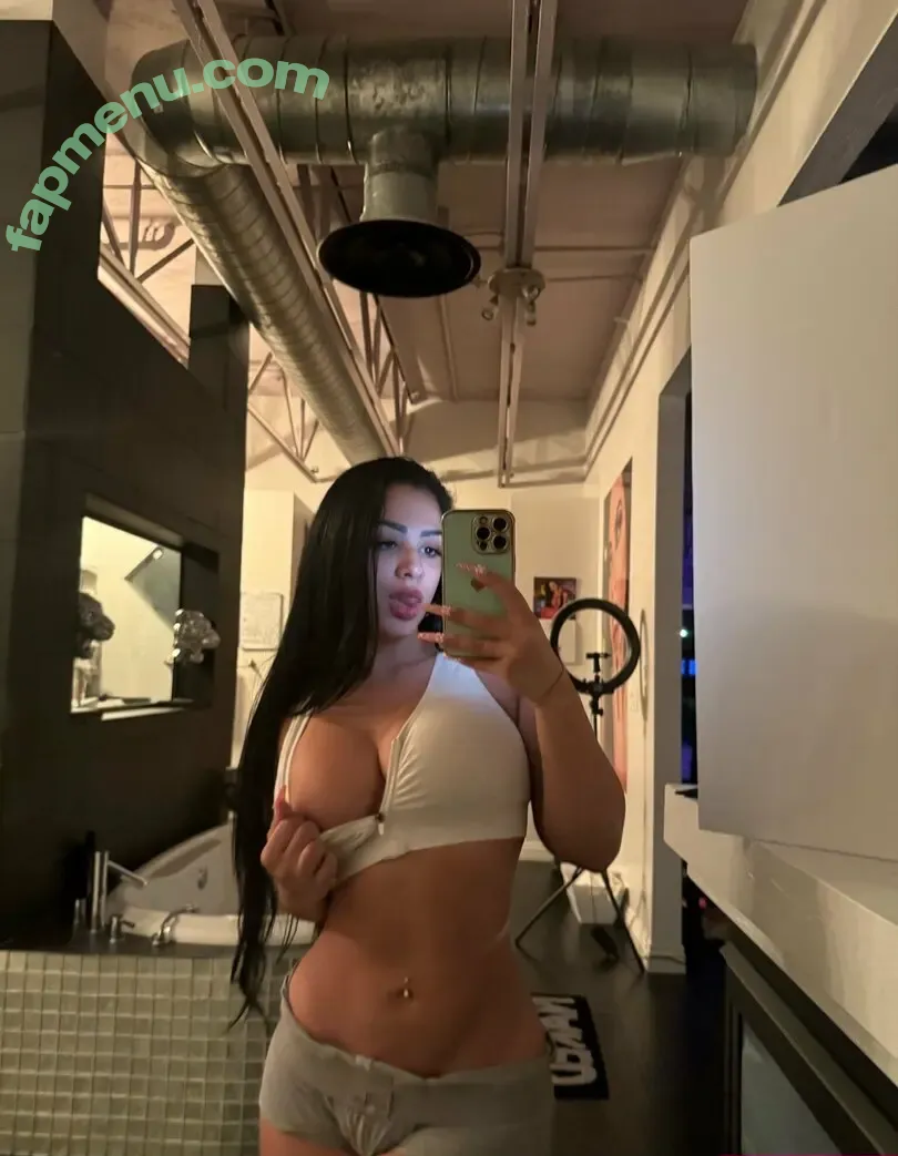 naughtynadiask nude photo #0001 (naughtynadiask)