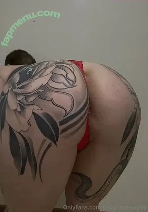 naughtypawg69 / naughtyg_ nude photo #0009