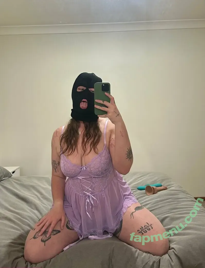 naughtypawg69 nude photo #0008 (naughtyg_)