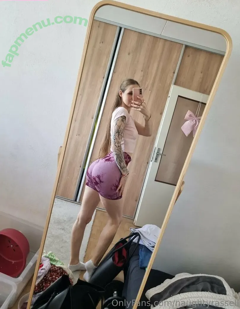 naughtyrassell nude photo #0051 (naughty.naga)