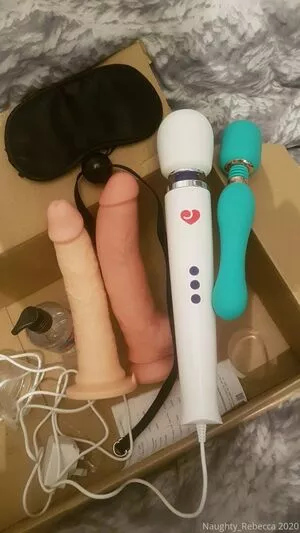 naughtyrebecca1 / ukcple nude photo #0093