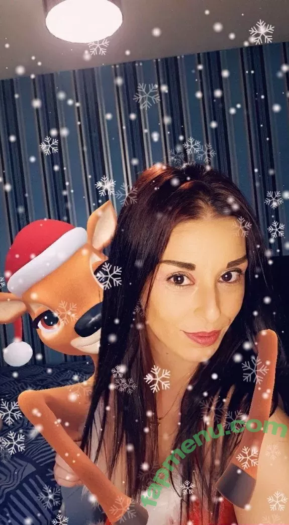 naughtyrebecca1 nude photo #0037 (ukcple)