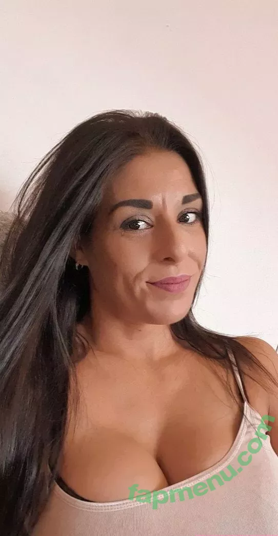 naughtyrebecca1 nude photo #0101 (ukcple)