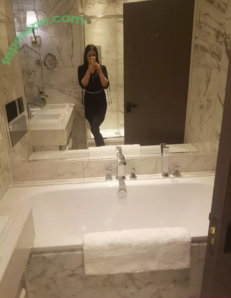 naughtyrebecca1 nude photo #0127 (ukcple)