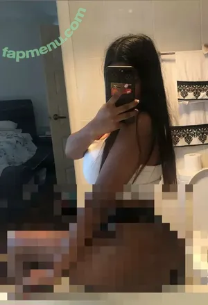 naughtyyy_nicole19 / naughtyy__nicolee nude photo #0013