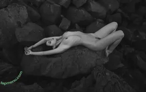 Nausicaa Yami / Elena Salvi / NausicaaYami / babel.ena / nausicaa_yami / nausicaa_yami_ nude photo #0629