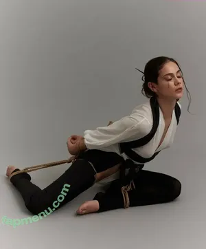 Nausicaa Yami / Elena Salvi / NausicaaYami / babel.ena / nausicaa_yami nude photo #0658