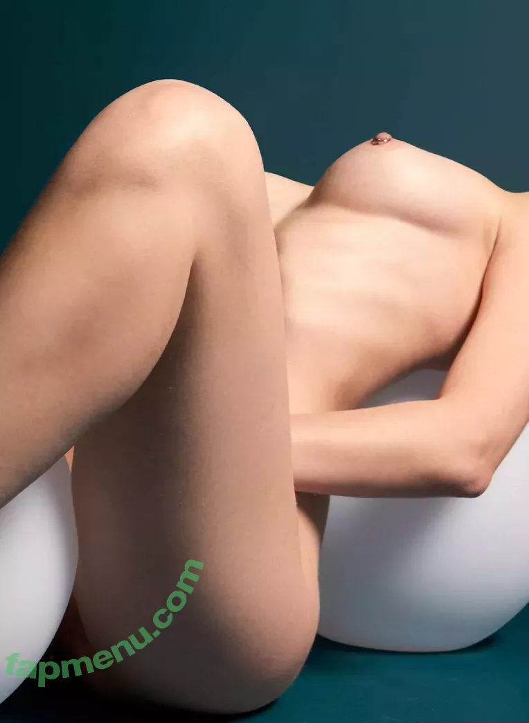 Nausicaa Yami nude photo #0055 (Elena Salvi / NausicaaYami / babel.ena / nausicaa_yami / nausicaa_yami_)