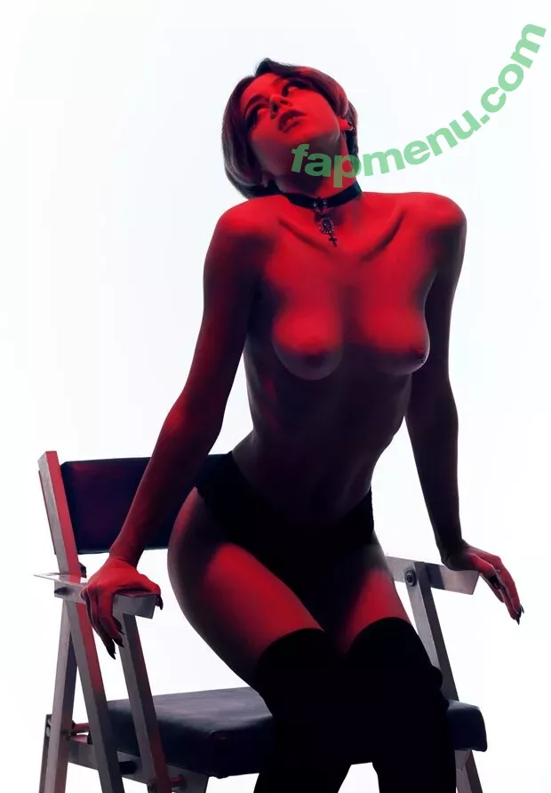 Nausicaa Yami nude photo #0336 (Elena Salvi / NausicaaYami / babel.ena / nausicaa_yami / nausicaa_yami_)