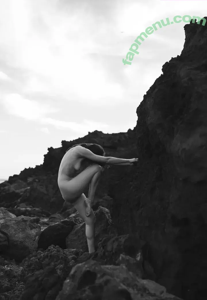 Nausicaa Yami nude photo #0632 (Elena Salvi / NausicaaYami / babel.ena / nausicaa_yami / nausicaa_yami_)