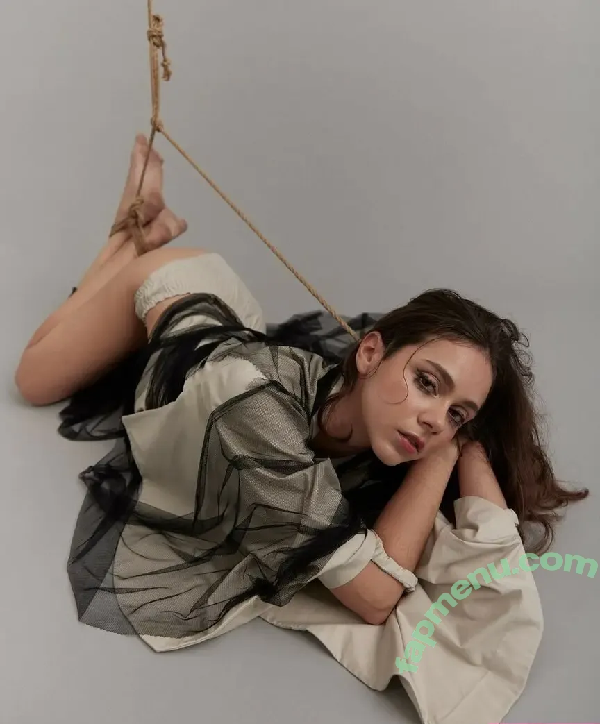 Nausicaa Yami nude photo #0661 (Elena Salvi / NausicaaYami / babel.ena / nausicaa_yami)