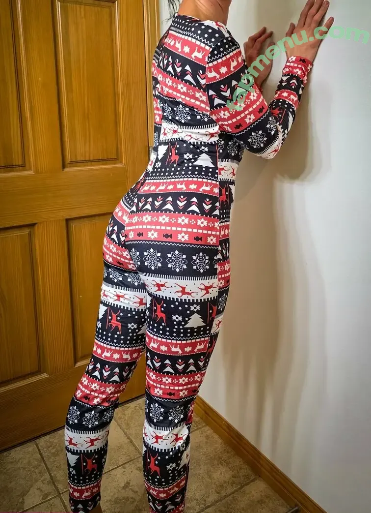 Naveah Marie nude photo #0045 (nvaeh.marie / u464609610)