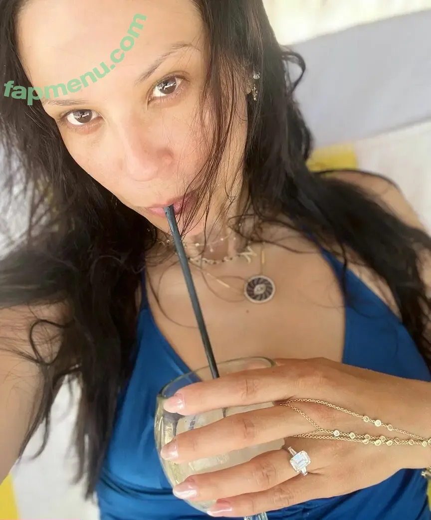 Navi Rawat nude photo #0009 (navirawat)