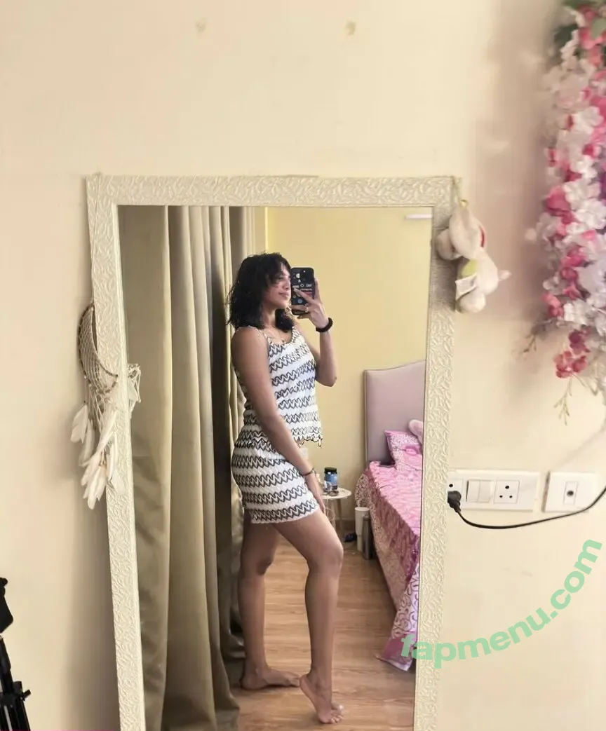 Navya Shetty nude photo #0038 (Naavyashree_07)