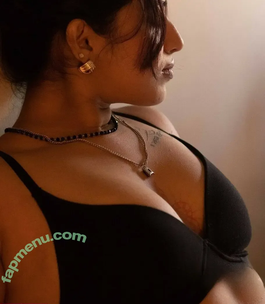 Navya Shetty nude photo #0050 (Naavyashree_07)
