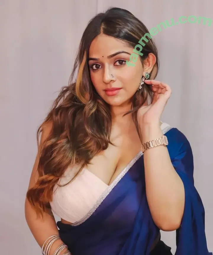 Navya Tiwari nude photo #0003 (Navya Tiwari)