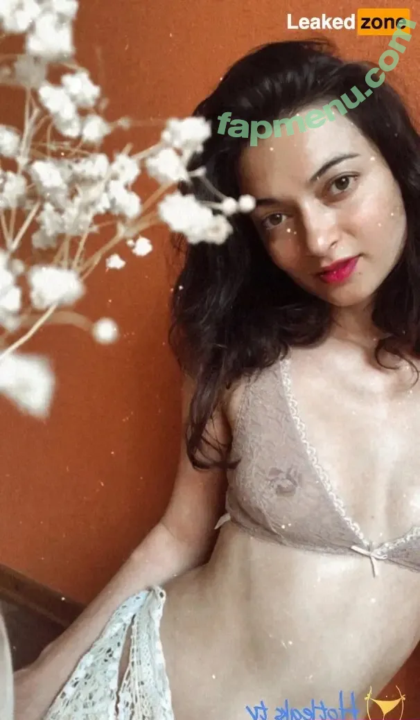 Nayamodel nude photo #0061 (Naya Mamedova / model.nayaa)