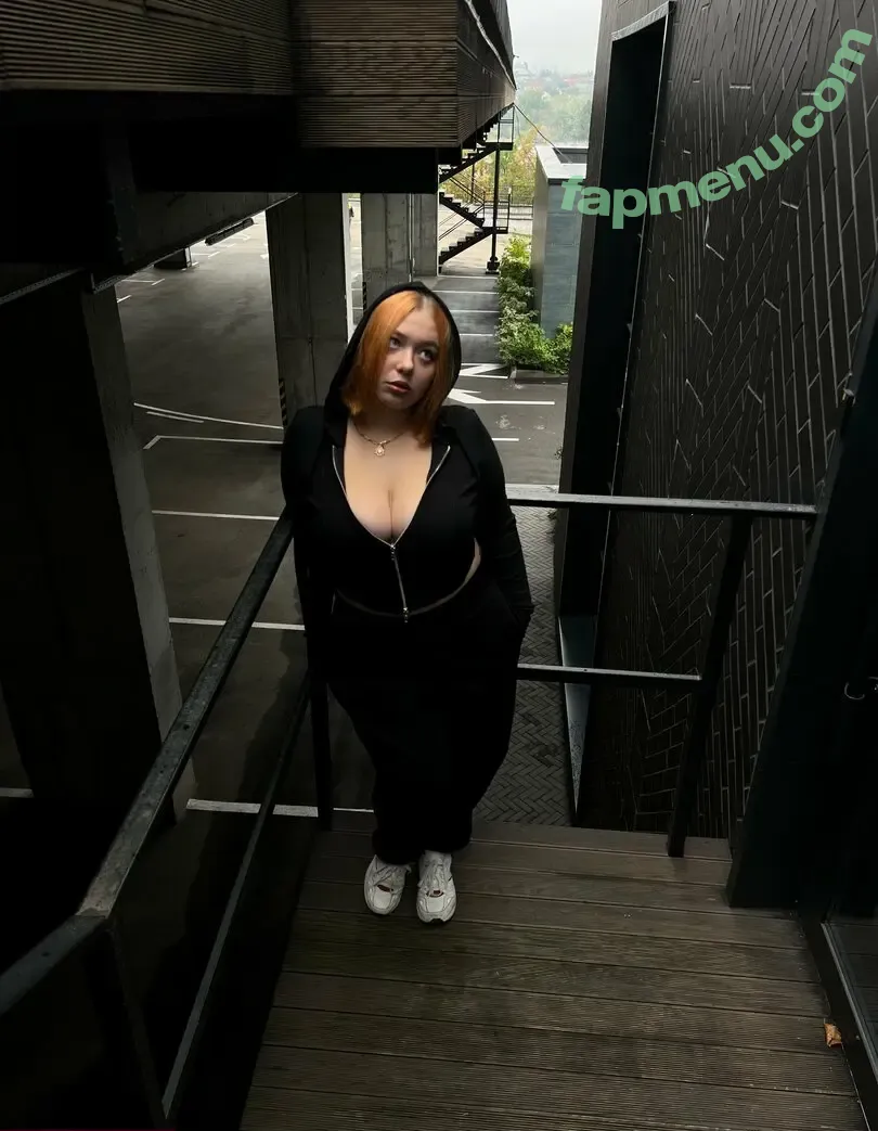nayaqqqqq nude photo #0009 (nayaqqqqq)