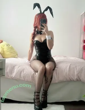 naychoco / naykoboo nude photo #0024