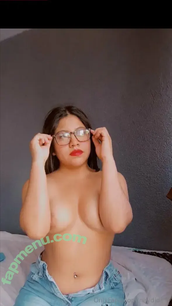 naydidinn nude photo #0003 (deelin.cruz)