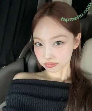 Nayeon / Im Na-yeon / nayeonyny nude photo #0008