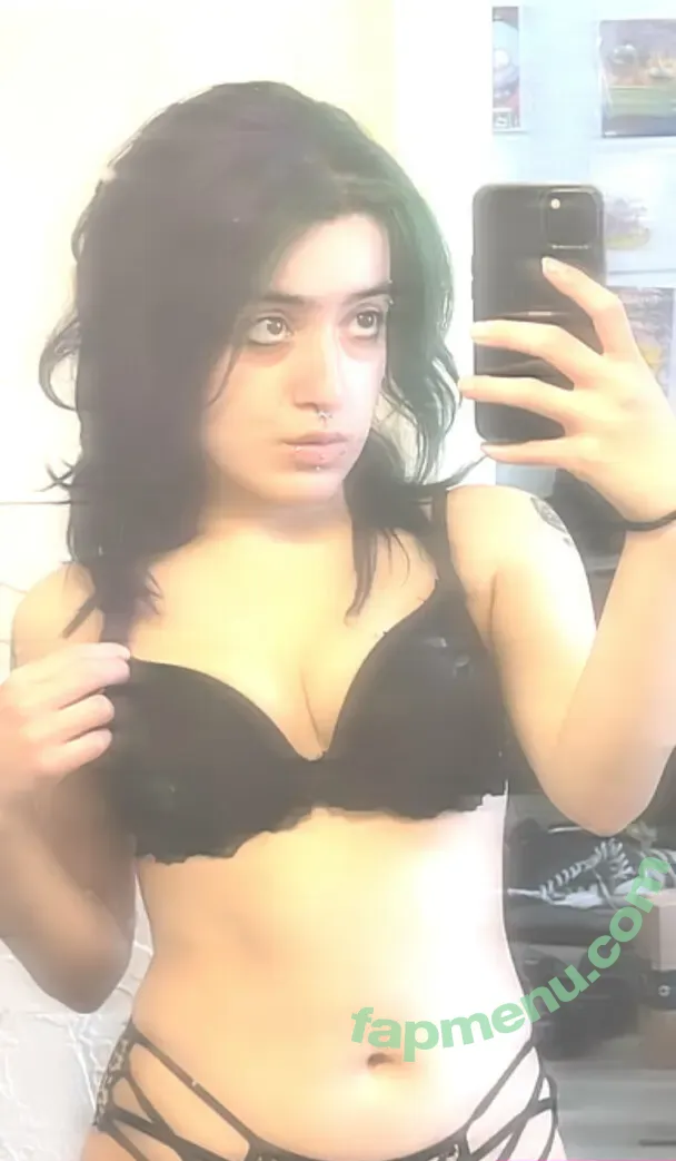 nayinthebay nude photo #0101 (nayinthebay)