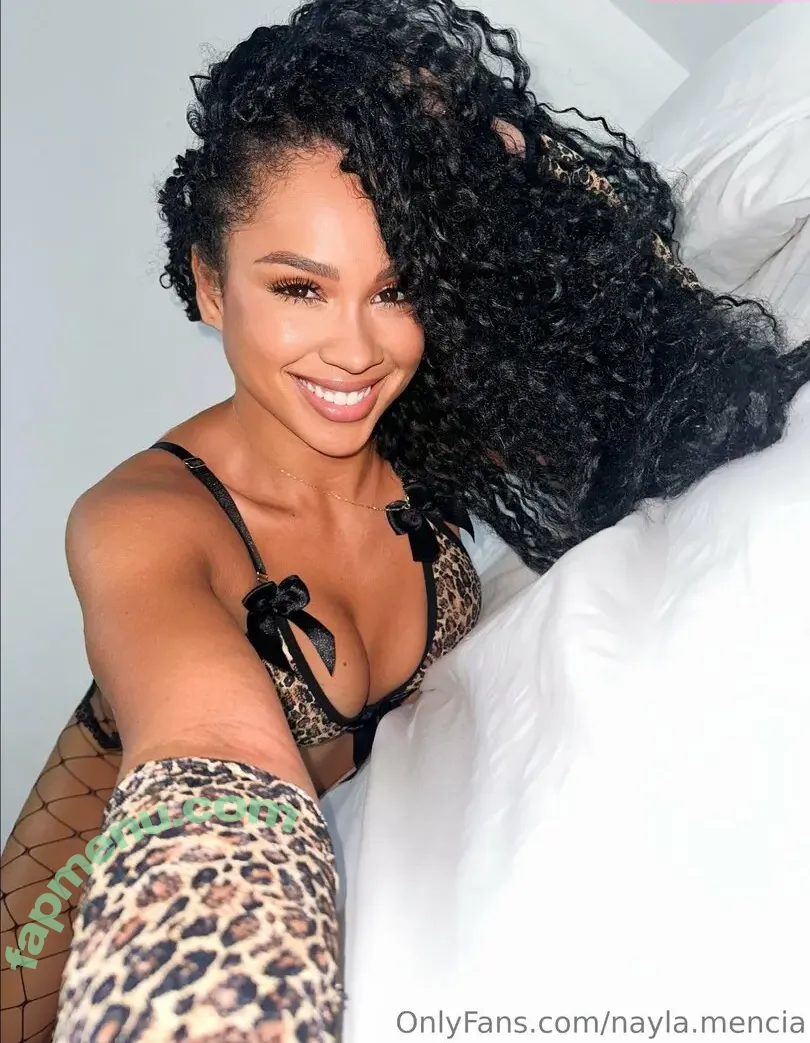 nayla.mencia nude photo #0012 (naylamencia.xo)