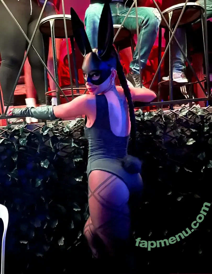 nayla.mencia nude photo #0029 (nayla.mencia)