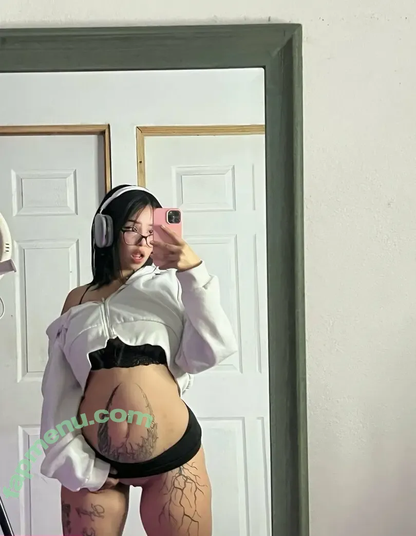 naynay.cr nude photo #0007 (naay.cr)