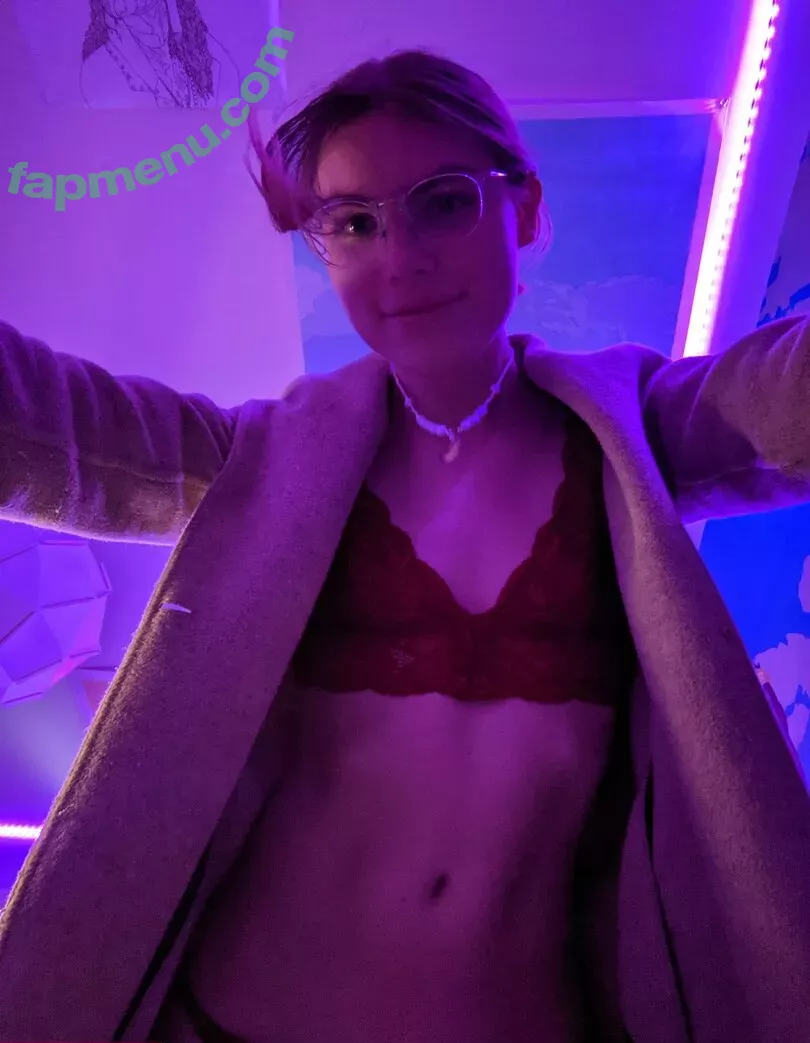 Nayomo nude photo #0197 (Nayomo2 / nayomi.__)