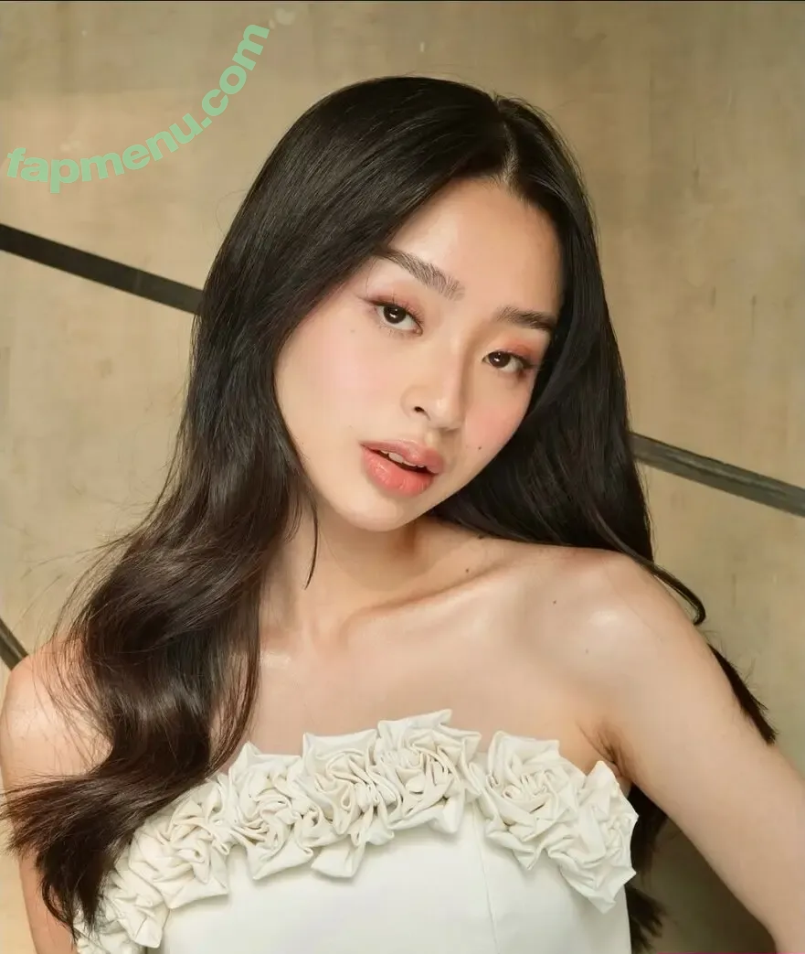 Nayoung Kim nude photo #0112 (nayoungkim18)
