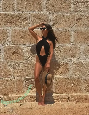 Nazan Eckes / nazaneckes nude photo #0735