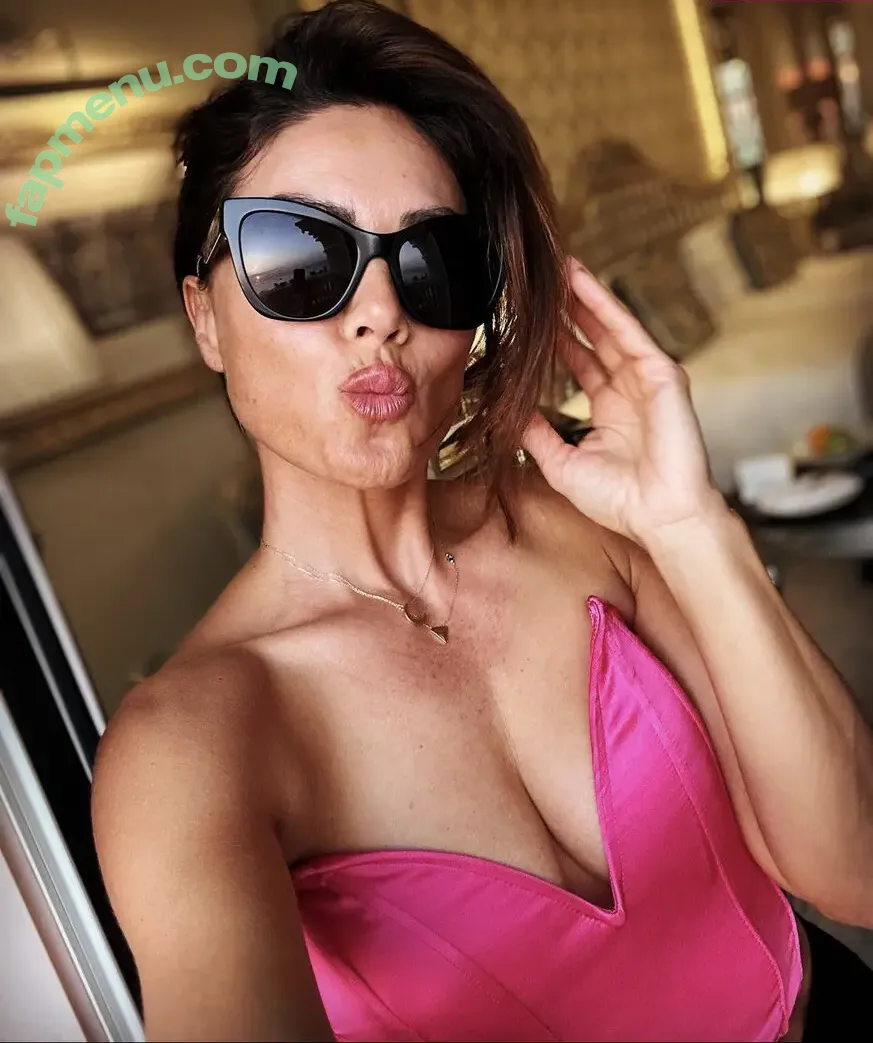Nazan Eckes nude photo #0078 (nazaneckes)