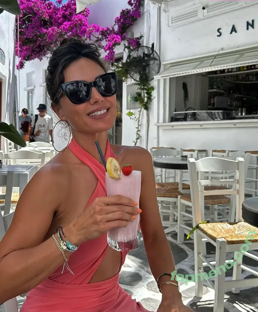 Nazan Eckes nude photo #0158 (nazaneckes)