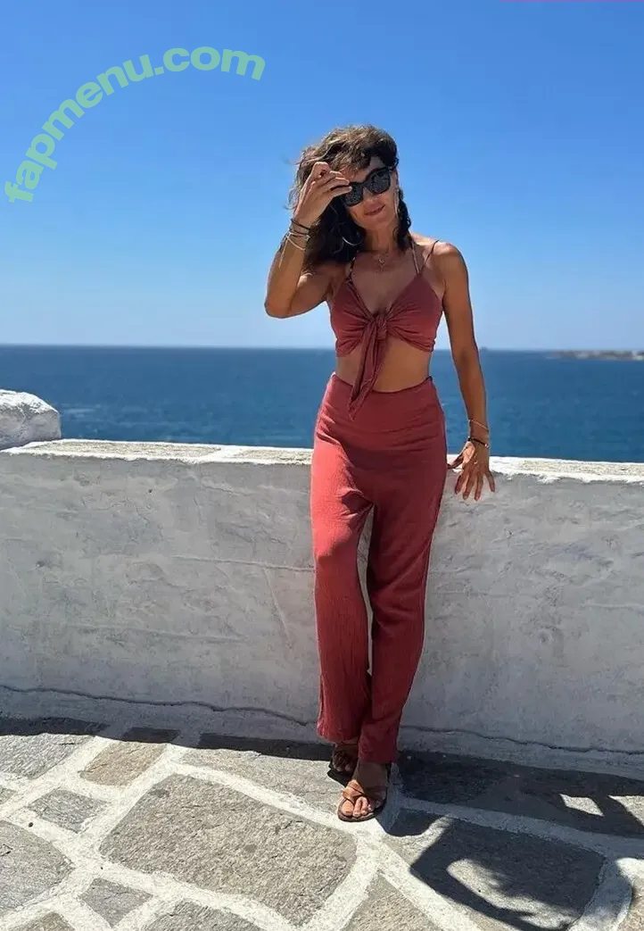 Nazan Eckes nude photo #0161 (nazaneckes)