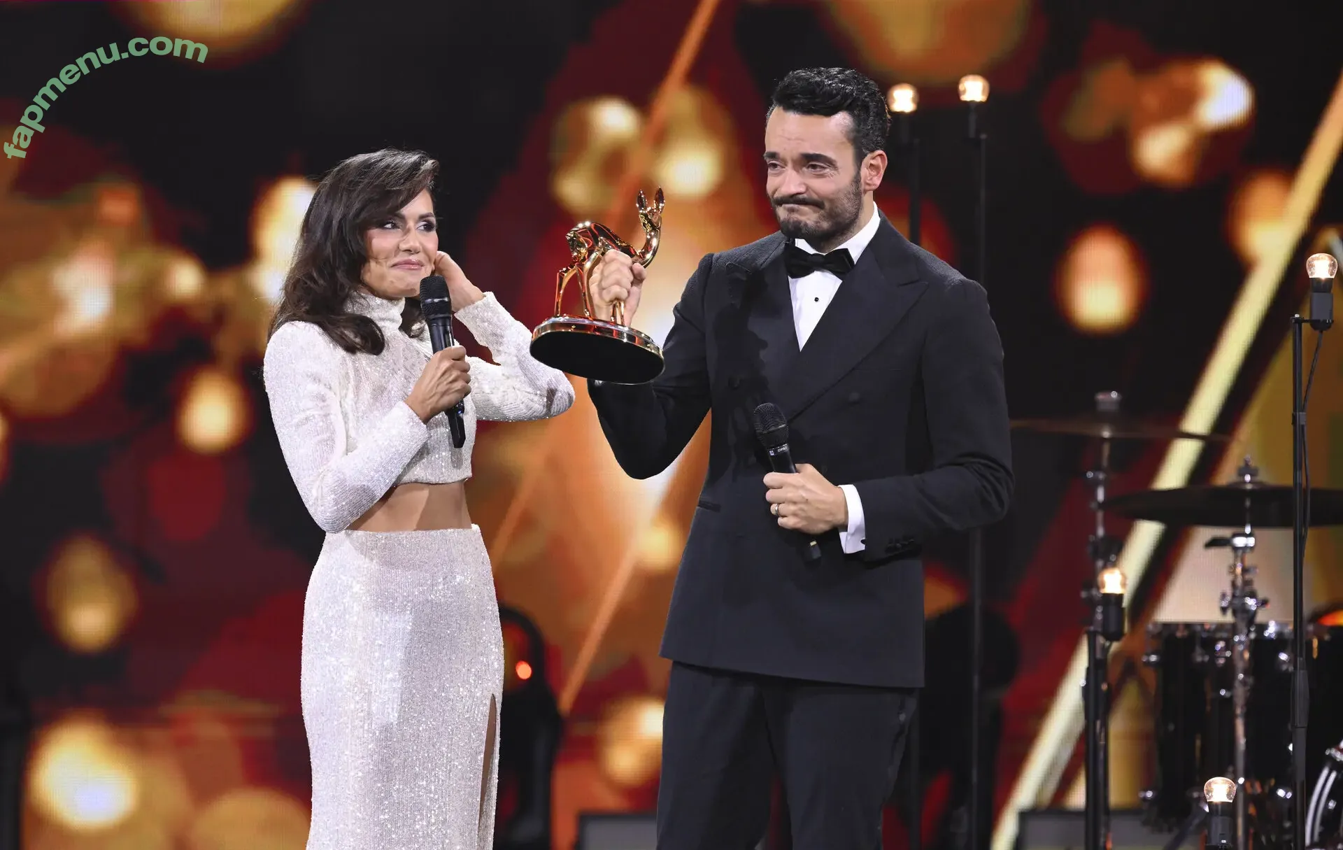 Nazan Eckes nude photo #0294 (nazaneckes)