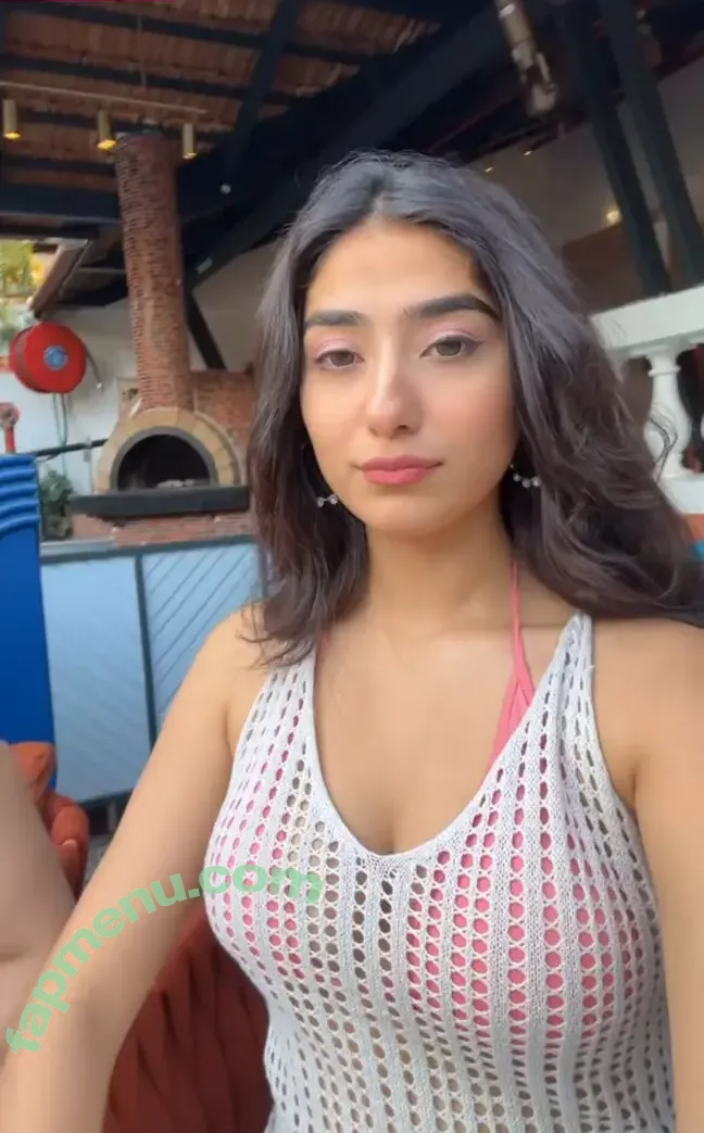 Nazila Sitaishi nude photo #0001 (nazilx)