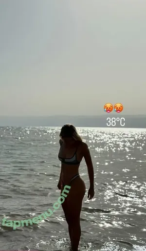 Nazlilith / ravenlylith nude photo #0026