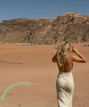 Nazlilith / ravenlylith nude photo #0028