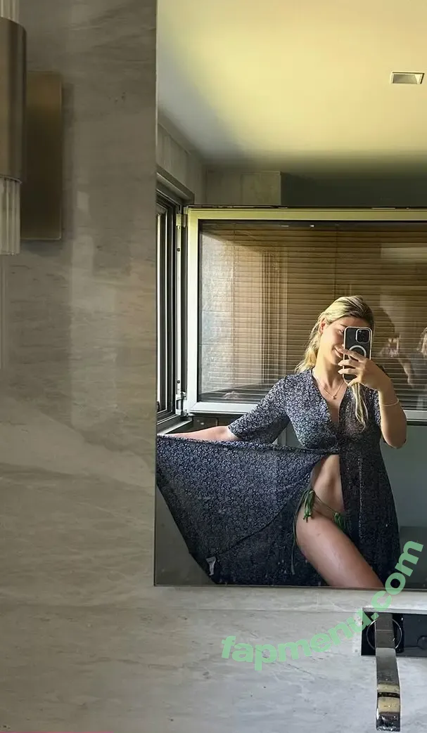 Nazlilith nude photo #0030 (ravenlylith)