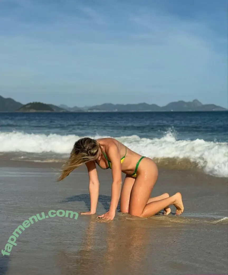 Nazlilith nude photo #0057 (ravenlylith)